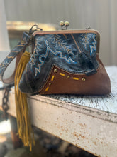 Load image into Gallery viewer, Boot Medium Granny Clutch Bag