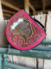 Load image into Gallery viewer, Pink Sunflower Cowhide Jewelry Case
