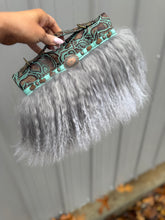 Load image into Gallery viewer, Tibetan Bend & Snap