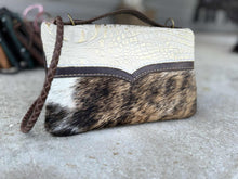 Load image into Gallery viewer, Gold Croc Bend & Snap