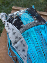 Load image into Gallery viewer, Turquoise Queen Dolly Bandit