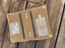 Load image into Gallery viewer, Suede Leopard Bend & Snap