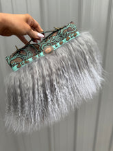 Load image into Gallery viewer, Tibetan Bend & Snap