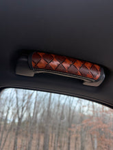 Load image into Gallery viewer, Checkered Tooled Oh Sheet Handle Cover