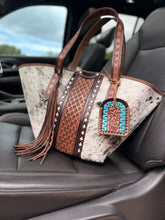 Load image into Gallery viewer, Diamond Trails Tooled Cowhide Tote