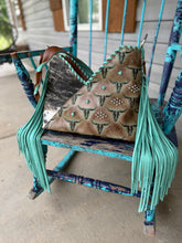 Load image into Gallery viewer, Turquoise Longhorn Kindall