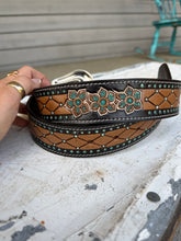 Load image into Gallery viewer, Floral Blossom Tooled Belt
