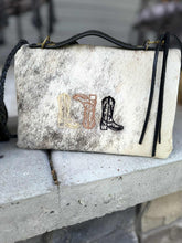 Load image into Gallery viewer, Boots Bend & Snap