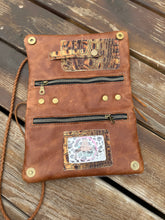 Load image into Gallery viewer, Bend & Snap