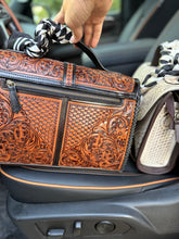 Load image into Gallery viewer, Western Elegance Saddle