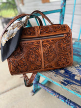 Load image into Gallery viewer, Western Elegance Purse