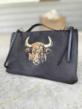 Load image into Gallery viewer, Bison Bend & Snap