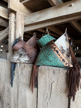 Load image into Gallery viewer, Bronze Croc Rowdy