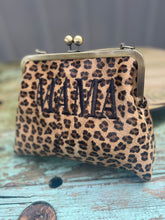 Load image into Gallery viewer, Medium Granny Clutch Bag