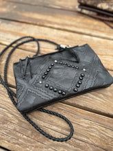 Load image into Gallery viewer, Bend & Snap