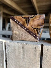 Load image into Gallery viewer, Longhorn Glam Pouch