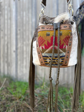Load image into Gallery viewer, Pendleton Brumby