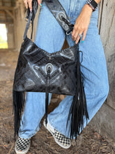 Load image into Gallery viewer, Black Aztec Dutton