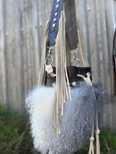 Load image into Gallery viewer, Ombre Tibetan Brumby