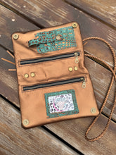 Load image into Gallery viewer, Gold and Turq Croc Bend & Snap