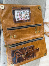 Load image into Gallery viewer, Brown Brands Bend & Snap