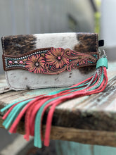 Load image into Gallery viewer, Extra Large Wallet Tooled Clutch
