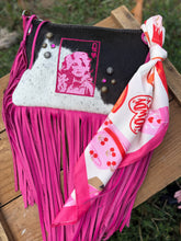 Load image into Gallery viewer, Queen Dolly Bandit
