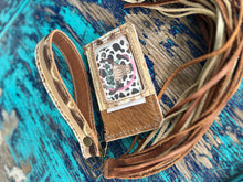 Load image into Gallery viewer, Cardholder Wristlet with ID
