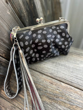 Load image into Gallery viewer, Granny Clutch Bag
