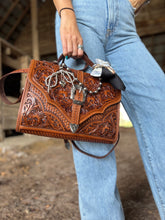 Load image into Gallery viewer, Western Elegance Purse
