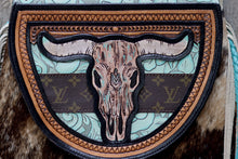 Load image into Gallery viewer, Longhorn LV Hand Tooled Flap Reg Juney
