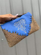 Load image into Gallery viewer, Bend &amp; Snap
