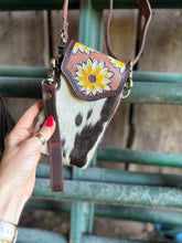 Load image into Gallery viewer, Mini Belt Bag Crossbody cowhide Wristlet
