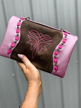 Load image into Gallery viewer, Boot Stitch Bend &amp; Snap
