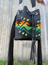 Load image into Gallery viewer, Pendleton Brumby

