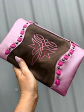 Load image into Gallery viewer, Boot Stitch Bend &amp; Snap
