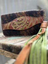 Load image into Gallery viewer, Extra Large Wallet Repurpsed Boot Clutch
