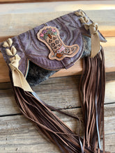 Load image into Gallery viewer, Wildflower Dolly Darlin’

