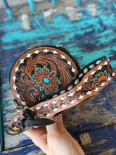 Load image into Gallery viewer, Round Floral Mini Wallet
