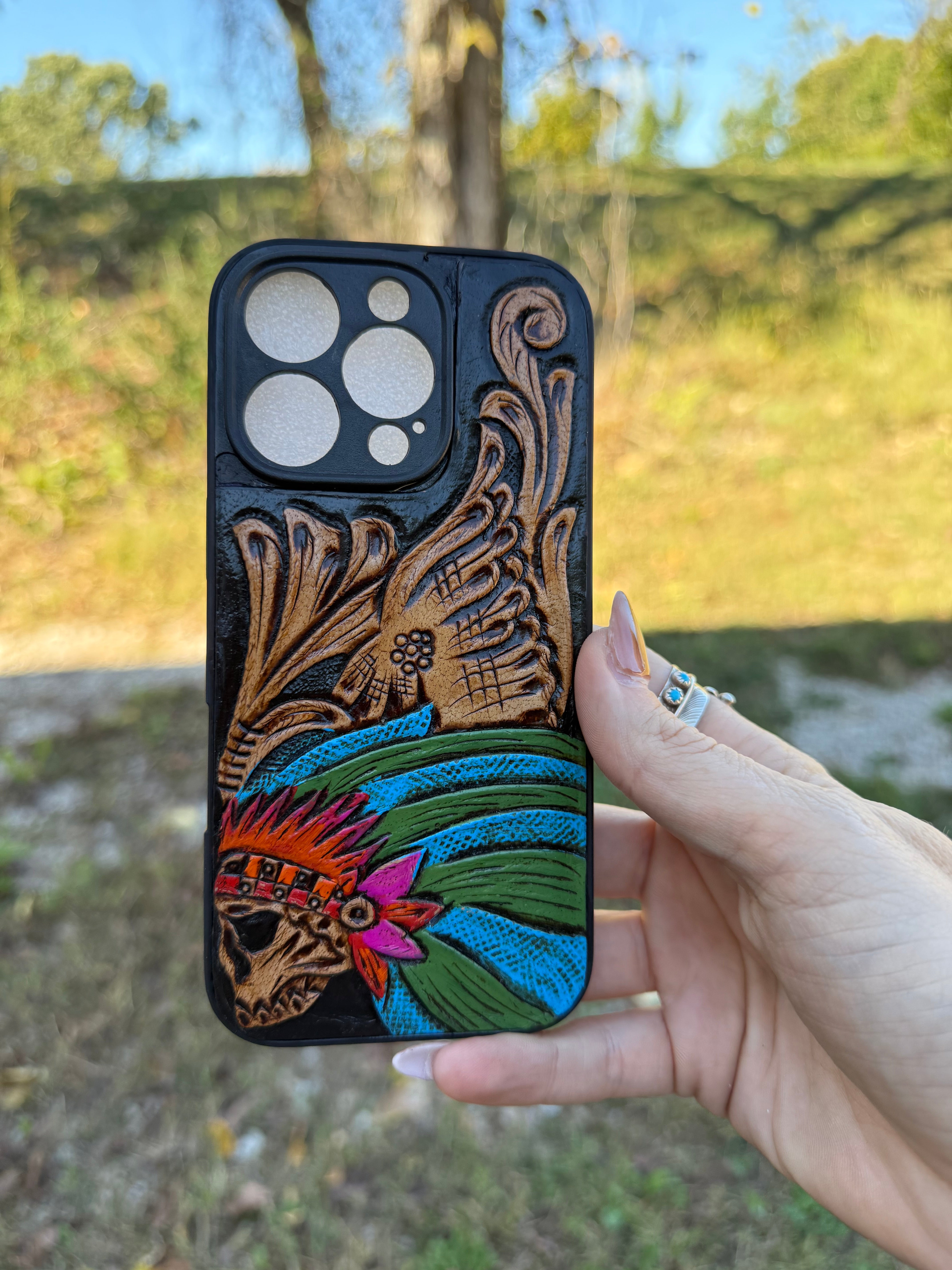 Headdress Tooled Phone Case – L3 Designs Leather