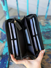 Load image into Gallery viewer, Daisy Large Zippered Wallet
