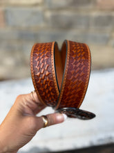Load image into Gallery viewer, Fine Basketweave Tooled Belt
