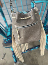 Load image into Gallery viewer, Pendleton Brumby Bucket
