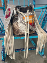 Load image into Gallery viewer, Pendleton Brumby Bucket
