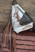 Load image into Gallery viewer, Longhorn and LV Sling Body Bag

