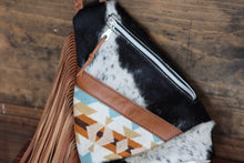 Load image into Gallery viewer, Pendleton Sling Body Bag

