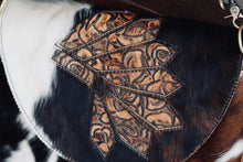 Load image into Gallery viewer, Headdress Large Juney
