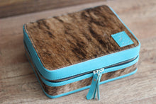 Load image into Gallery viewer, Turquoise Medium Jewelry Case
