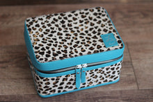 Load image into Gallery viewer, Leopard Turquoise Double Decker Medium Jewelry Case
