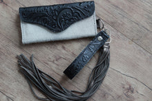 Load image into Gallery viewer, Black and Grey Cowhide Regular Clutch Wallet
